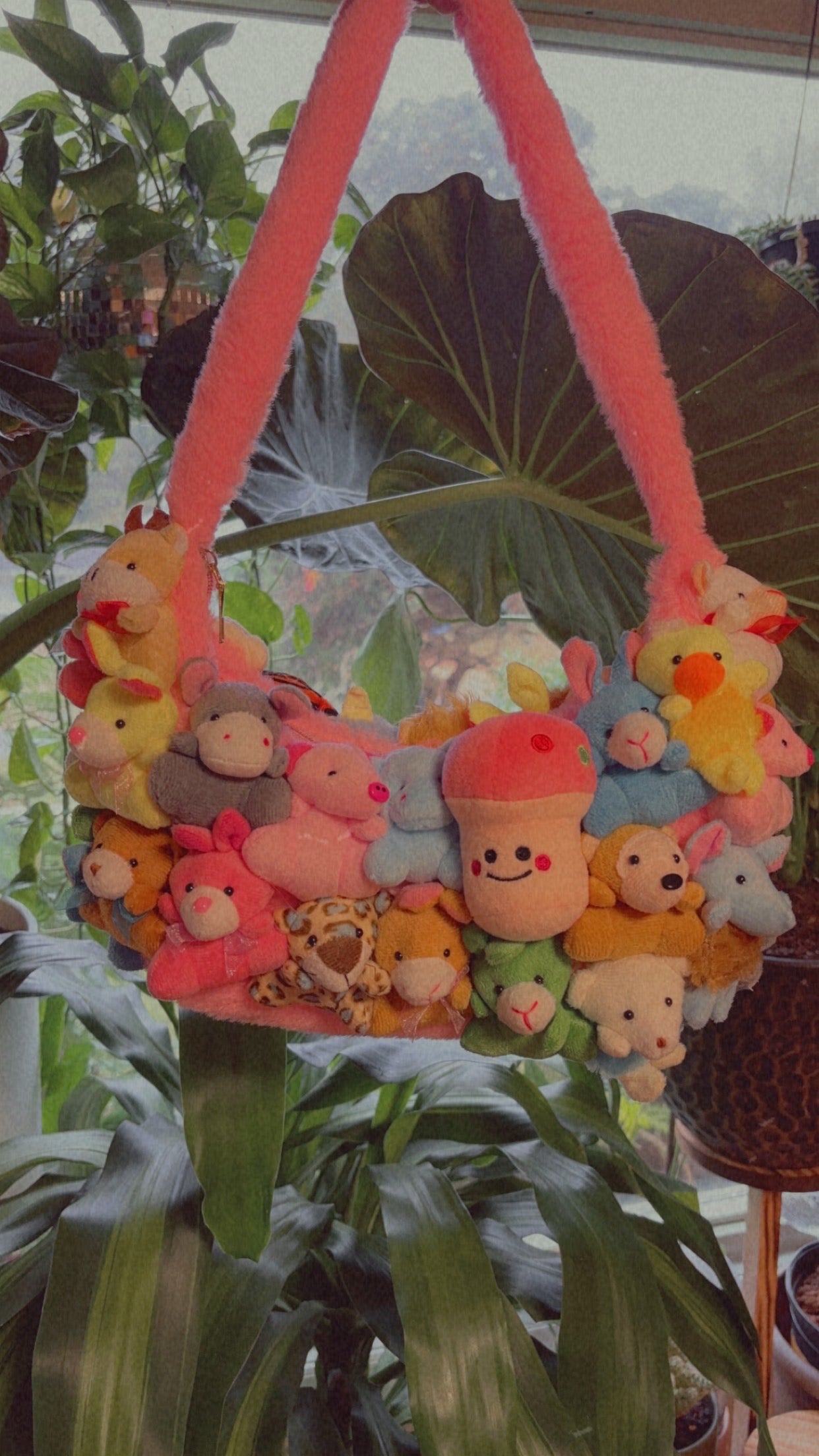 Trendy Kawaii Fluffy Stuffed Animal Mini Clutch Purse